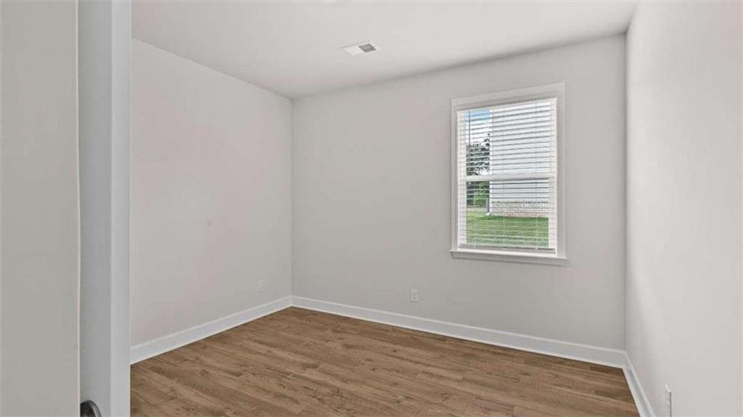 Spacious, unfurnished interior of a new home in Kingston Ranch at Lake Oconee, Buckhead (Image 26).