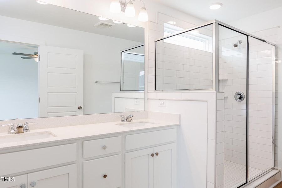 VNF-Lot 43 Aurora II (22)