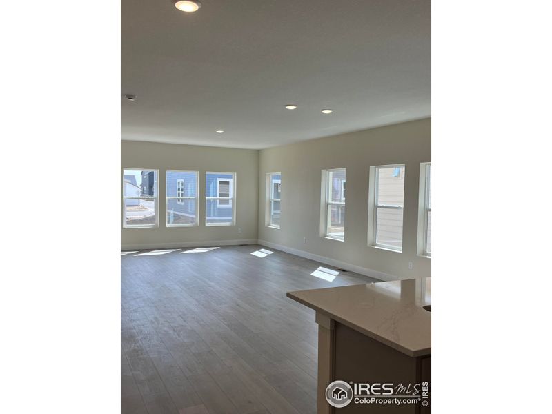 Spacious, unfurnished interior of a new home in Bloom, Severance (Image 12).