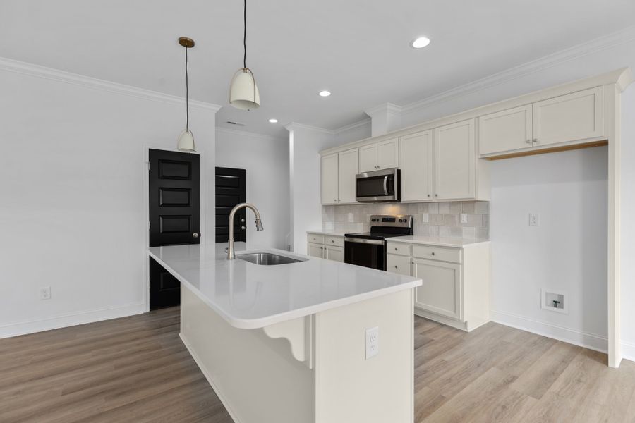 Representative furnished interior of a home built from the Hillcrest by Bill Clark Homes in Laurel Oaks, Greenville (Image 5). Representative furnished interior of a home built from the Hillcrest by Bill Clark Homes in Laurel Oaks, Greenville (Image 5).