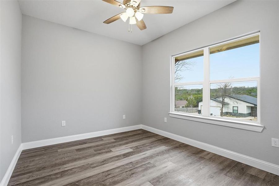 Spacious, unfurnished interior of a new home in , Granbury (Image 33).