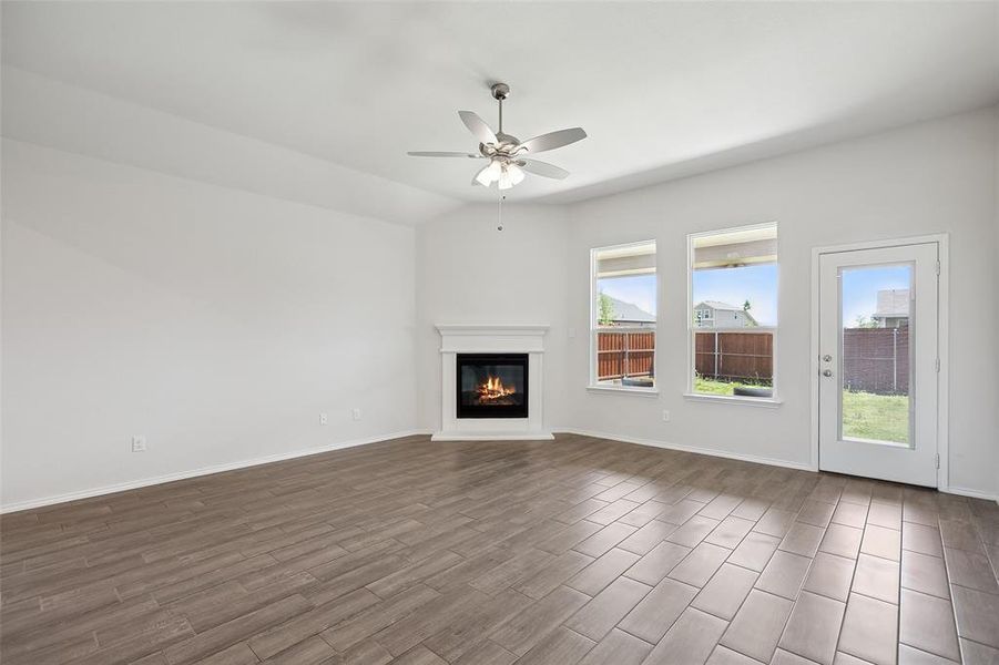 Spacious, unfurnished interior of a new home in , Crandall (Image 26).