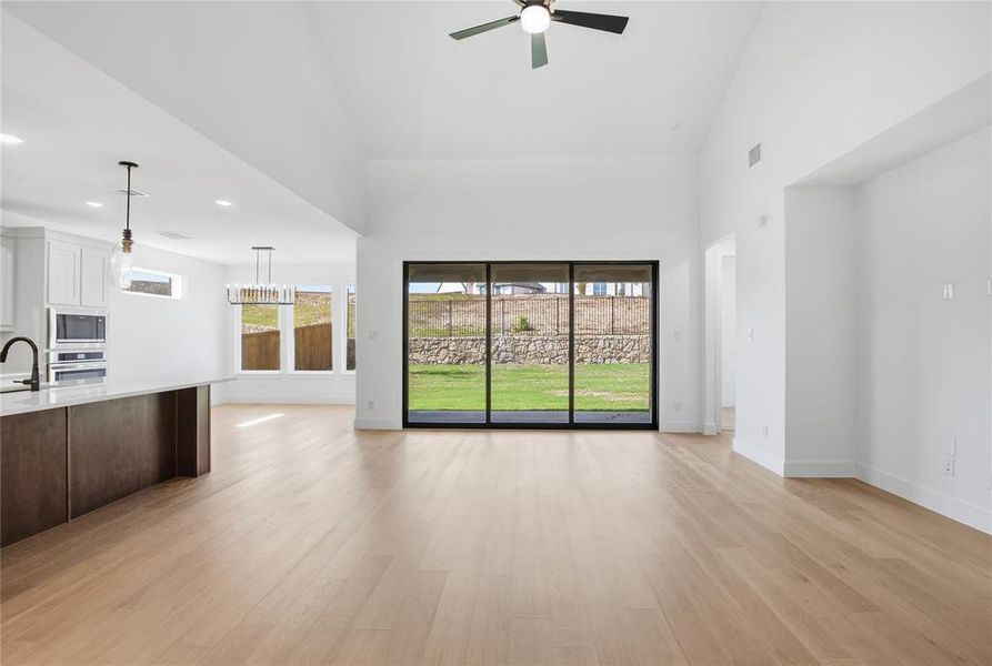 Spacious, unfurnished interior of a new home in Talon Hills, Fort Worth (Image 19).