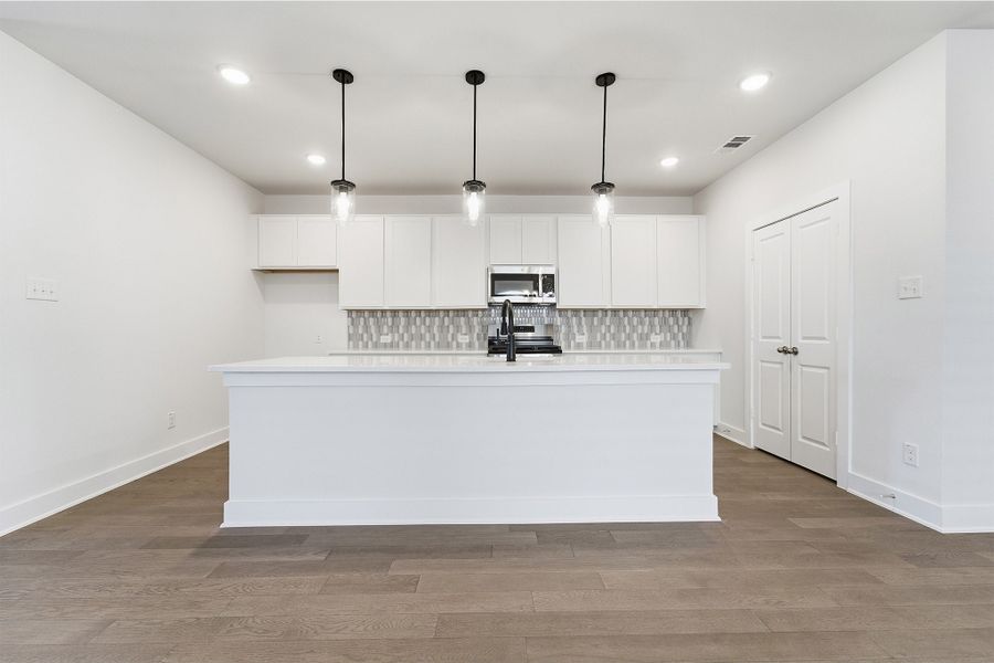 Furnished interior view inside a new home in Sagebrook, Argyle (Image 6). Furnished interior view inside a new home in Sagebrook, Argyle (Image 6).