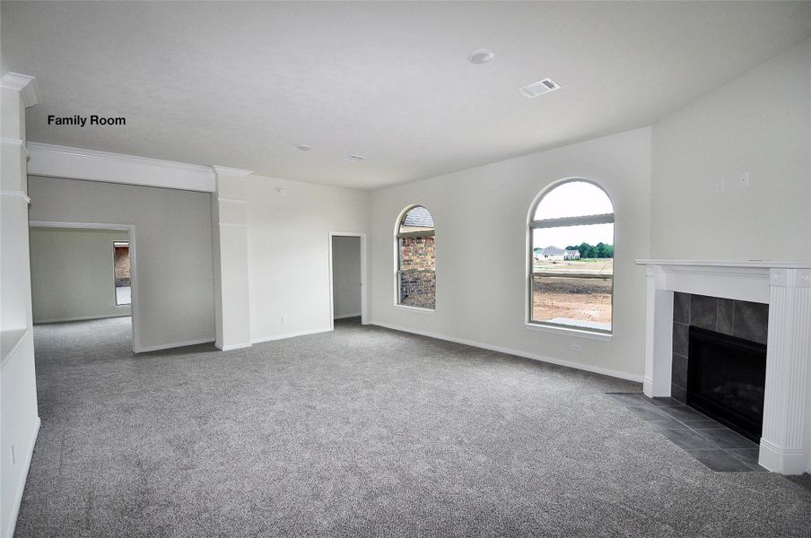 Spacious, unfurnished interior of a new home in , League City (Image 22).