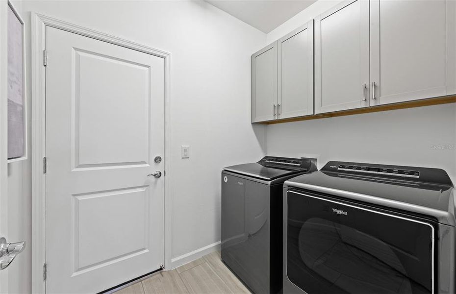 Furnished interior view inside a new home in BeachWalk by Manasota Key, Englewood (Image 4).