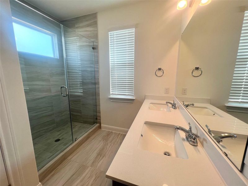 Furnished interior view inside a new home in Porter Country, Buda (Image 6).