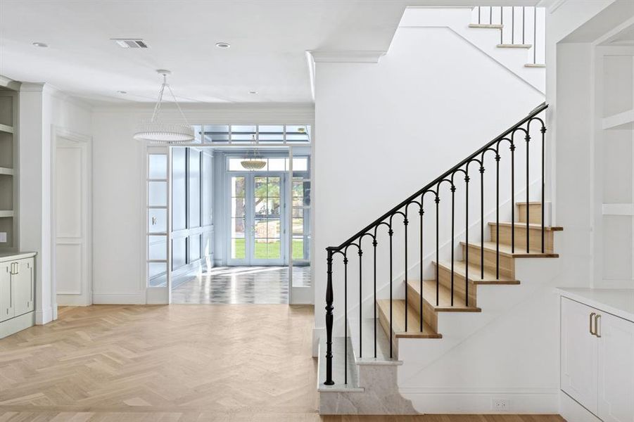 Spacious, unfurnished interior of a new home in , Colleyville (Image 17).