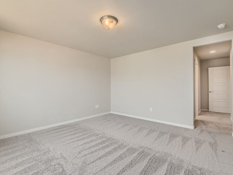 Representative unfurnished interior of a home built from the Onyx by View Homes in Lochbuie Station – Jewel Collection, Lochbuie (Image 30).