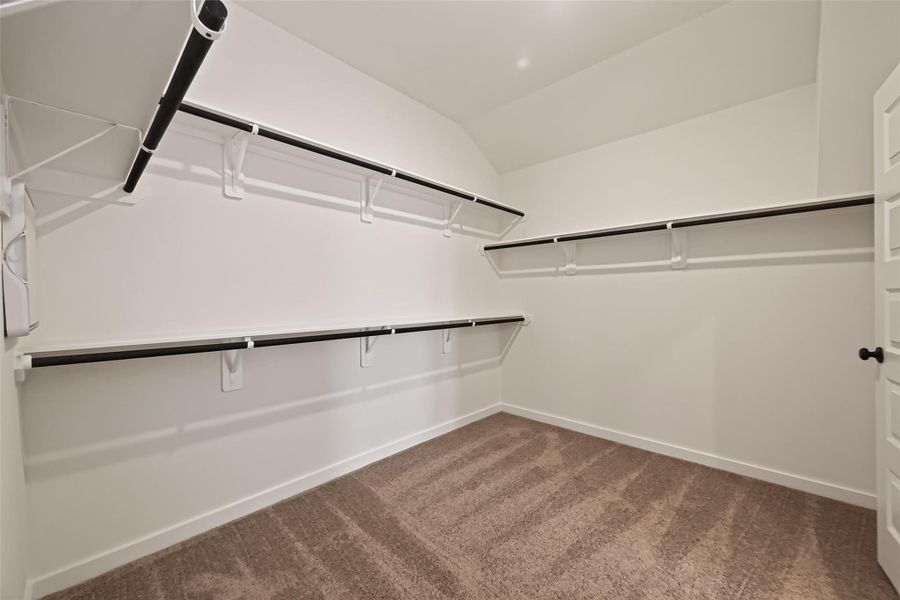 Spacious, unfurnished interior of a new home in Foxtail Palms, Manvel (Image 24). Spacious, unfurnished interior of a new home in Foxtail Palms, Manvel (Image 24).