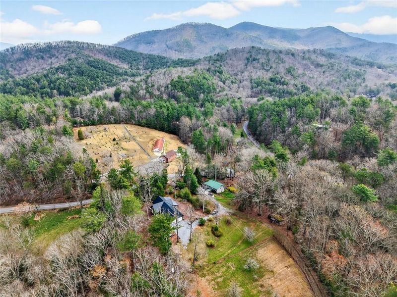 Natural landscape and outdoor views near in Ellijay (Image 59). Natural landscape and outdoor views near in Ellijay (Image 59).