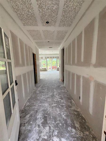 Spacious, unfurnished interior of a new home in , Keystone Heights (Image 10).