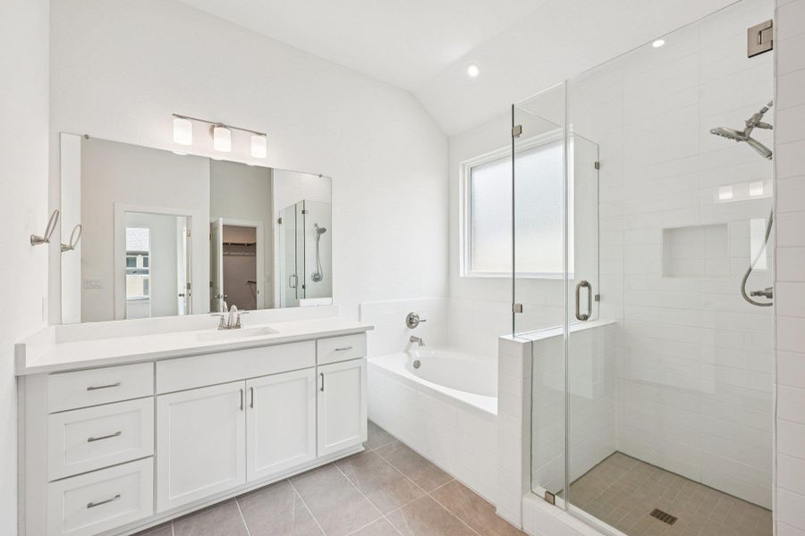Furnished interior view inside a new home in Persimmon, Buda (Image 9).