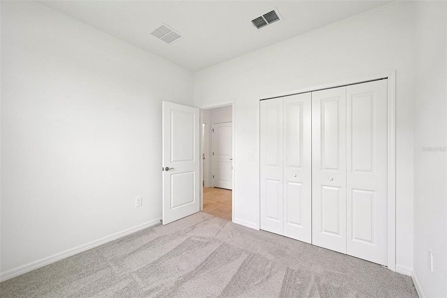 Spacious, unfurnished interior of a new home in Southpointe, Palmetto (Image 19). Spacious, unfurnished interior of a new home in Southpointe, Palmetto (Image 19).