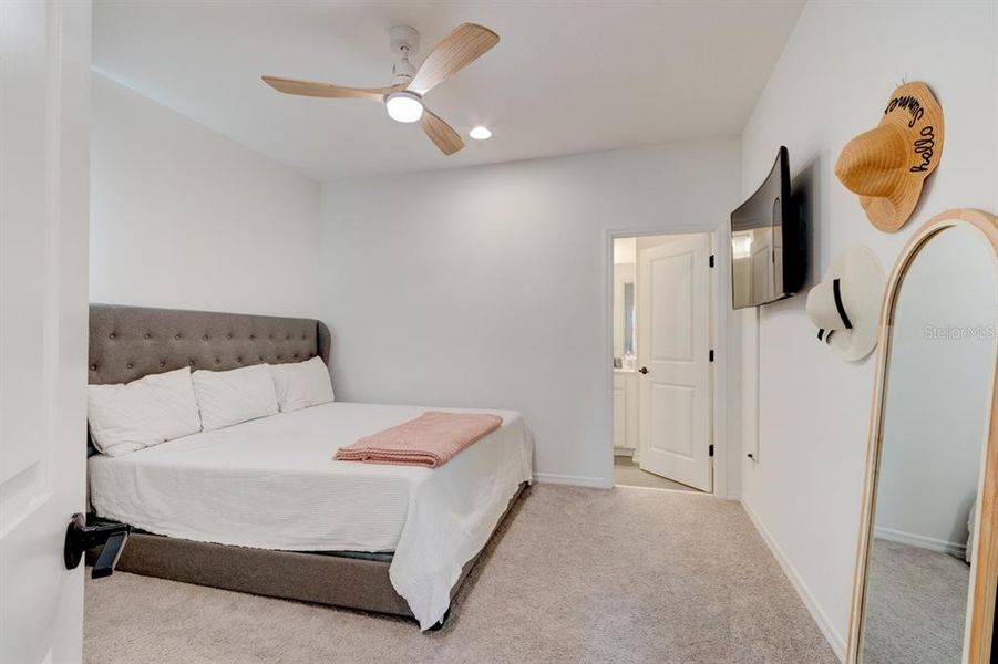 Furnished interior view inside a new home in , Sanford (Image 15).