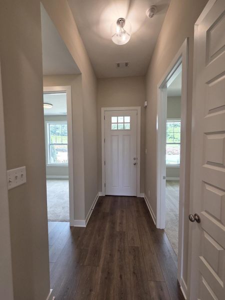 Spacious, unfurnished interior of a new home in Twin Oaks, Oakland (Image 12).