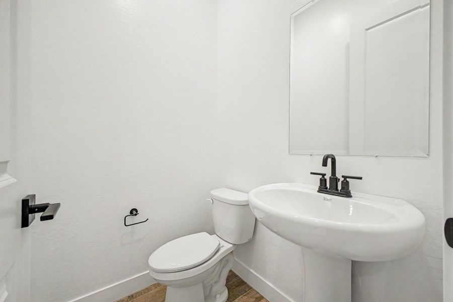 Furnished interior view inside a new home in Frontera, Surprise (Image 6).