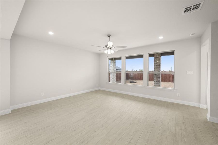 1101 Worthington- Living Room