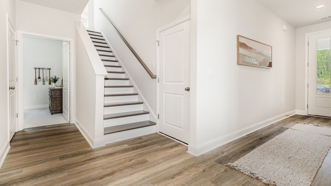 Spacious, unfurnished interior of a new home in Coastal Farms, Conway (Image 14).
