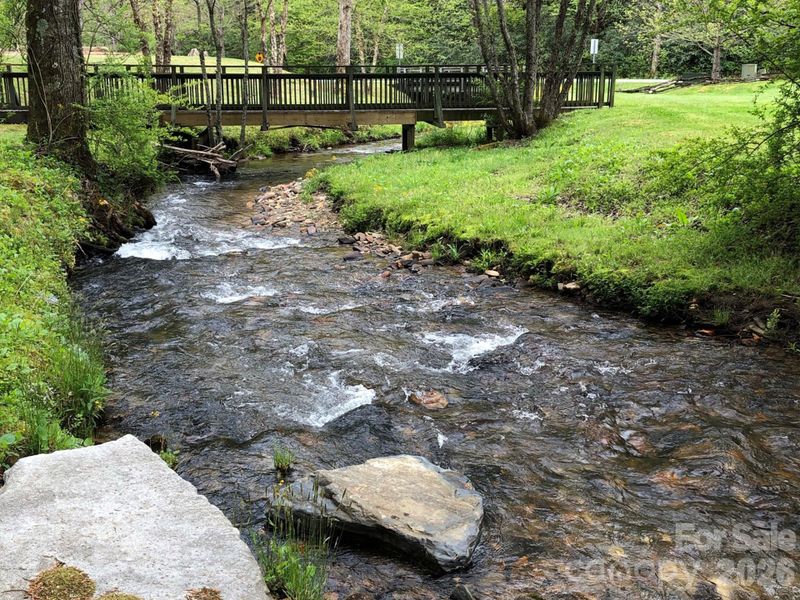 GlenLaurel Preserve Creek GlenLaurel Preserve Creek