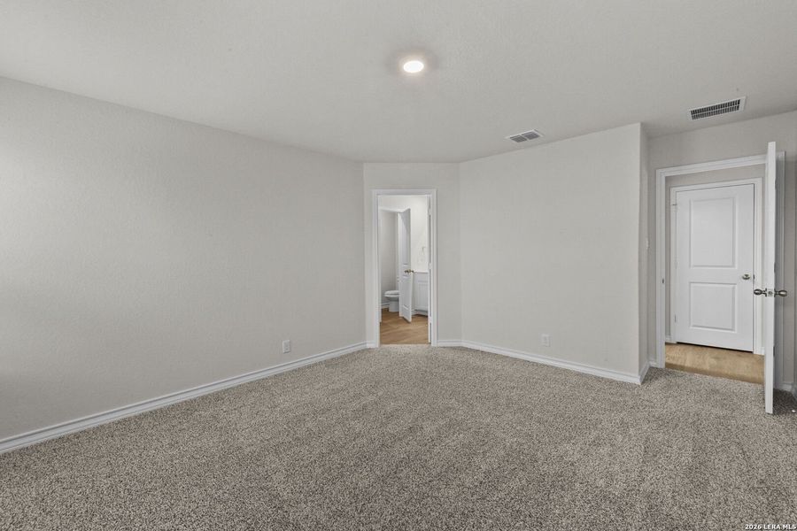 Spacious, unfurnished interior of a new home in Riverstone at Westpointe, San Antonio (Image 19).
