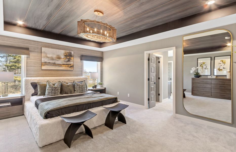 Representative furnished interior of a home built from the Huxley by Fischer Homes in Veranda Manor, Canton (Image 27).