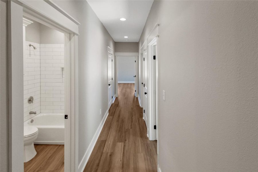 Spacious, unfurnished interior of a new home in , Shepherd (Image 12).