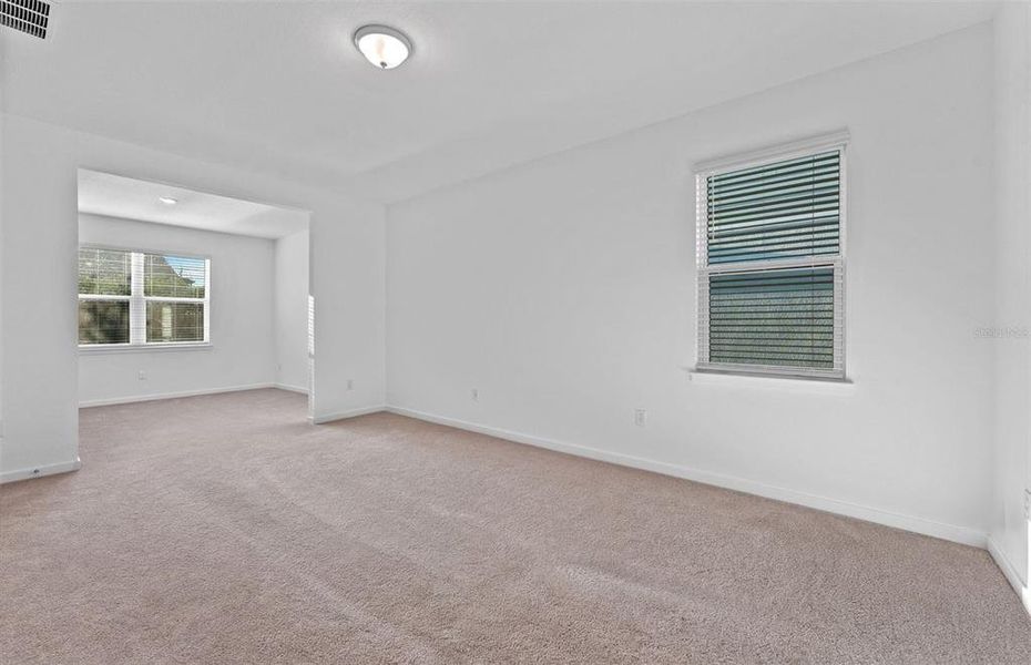 Spacious, unfurnished interior of a new home in Waterset, Apollo Beach (Image 12). Spacious, unfurnished interior of a new home in Waterset, Apollo Beach (Image 12).