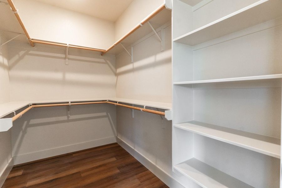 Spacious, unfurnished interior of a new home in , Smithville (Image 16).