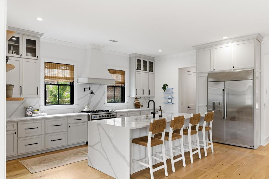 Furnished interior view inside a new home in , Charleston (Image 56).