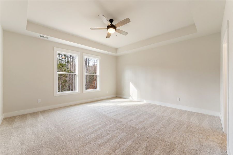 Spacious, unfurnished interior of a new home in South Park, Piedmont (Image 27). Spacious, unfurnished interior of a new home in South Park, Piedmont (Image 27).