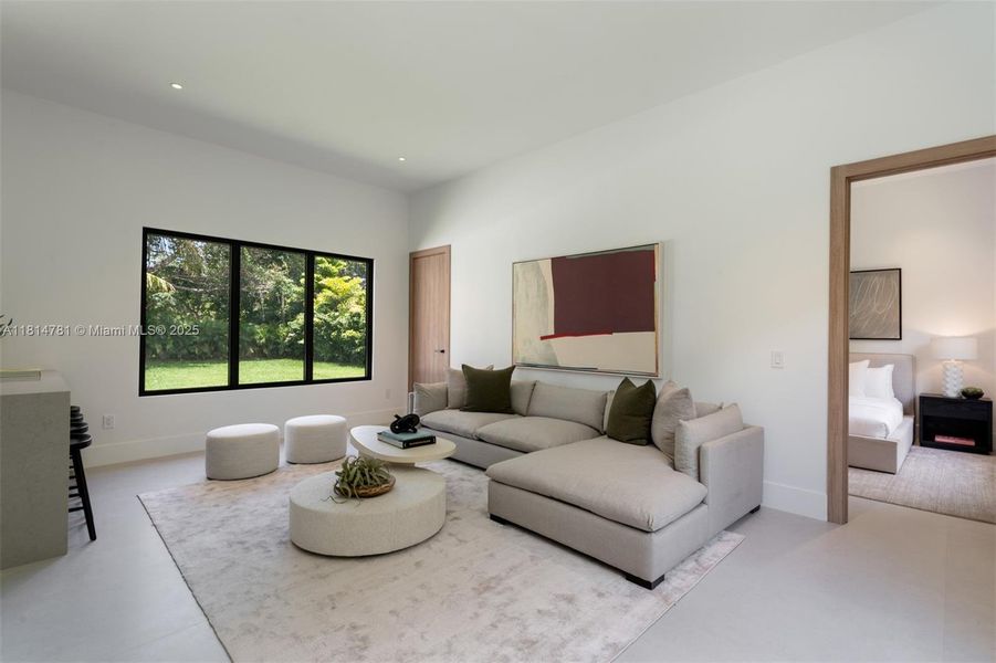Furnished interior view inside a new home in , Pinecrest (Image 41).