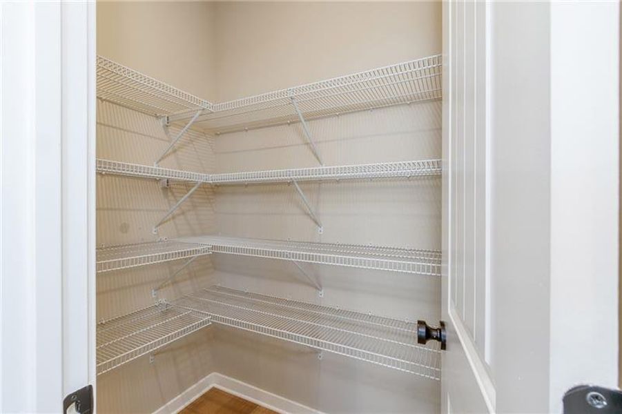Spacious, unfurnished interior of a new home in Sweetbay Farm, Lawrenceville (Image 46).