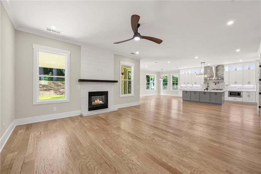 Spacious, unfurnished interior of a new home in , Marietta (Image 87).