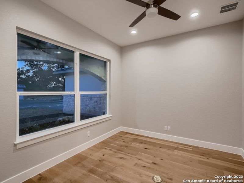 Spacious, unfurnished interior of a new home in , Boerne (Image 19).