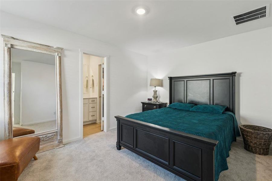 Furnished interior view inside a new home in Foree Ranch: Wellton Collection, Providence Village (Image 6). Furnished interior view inside a new home in Foree Ranch: Wellton Collection, Providence Village (Image 6).