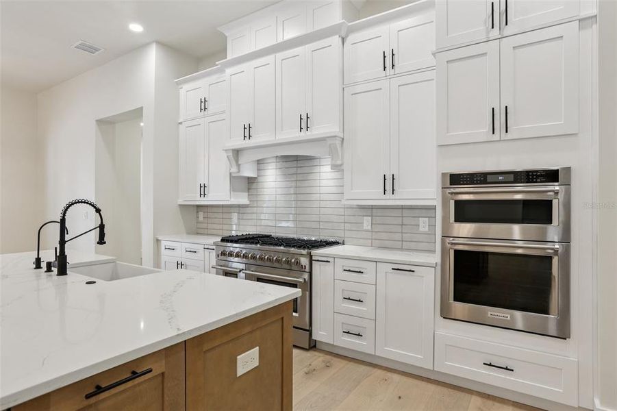 Furnished interior view inside a new home in , Lutz (Image 33).