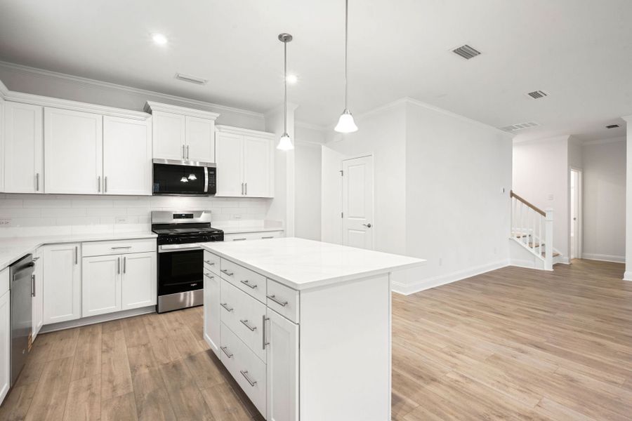 Furnished interior view inside a new home in Salem Bay, Beaufort (Image 11).