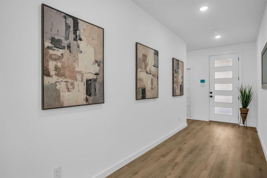 Spacious, unfurnished interior of a new home in , Gun Barrel City (Image 24).