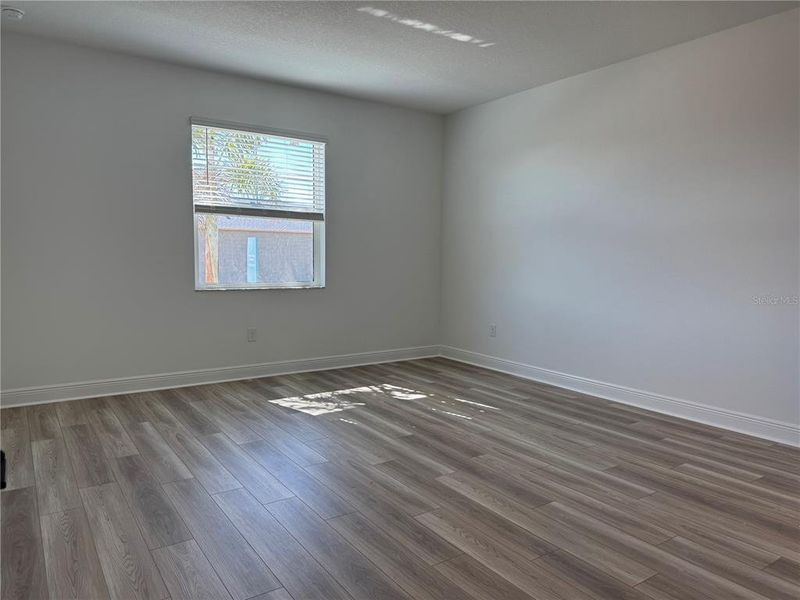 Spacious, unfurnished interior of a new home in SeaFlower, Bradenton (Image 29).