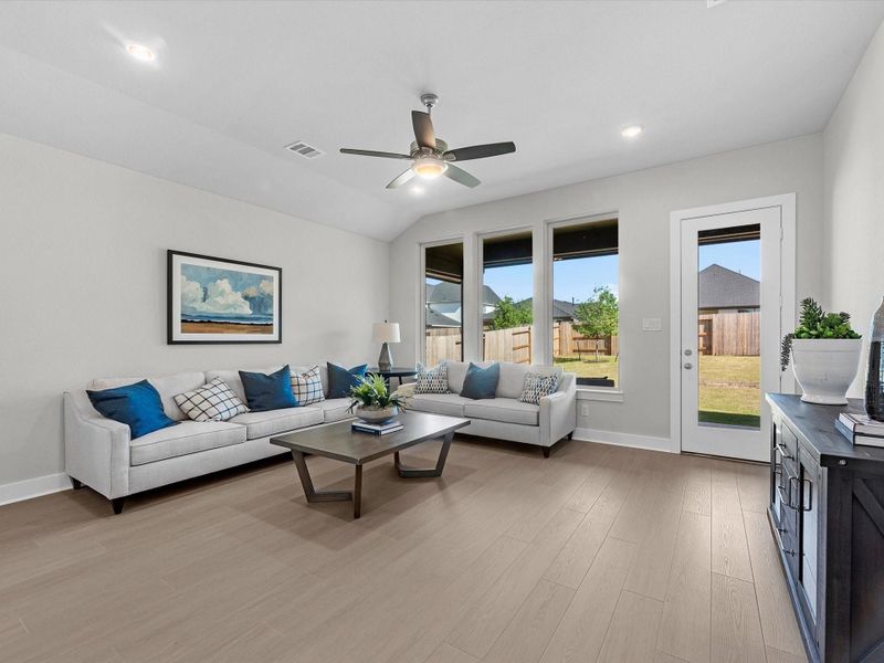 Furnished interior view inside a new home in Clopton Farms, Montgomery (Image 8).