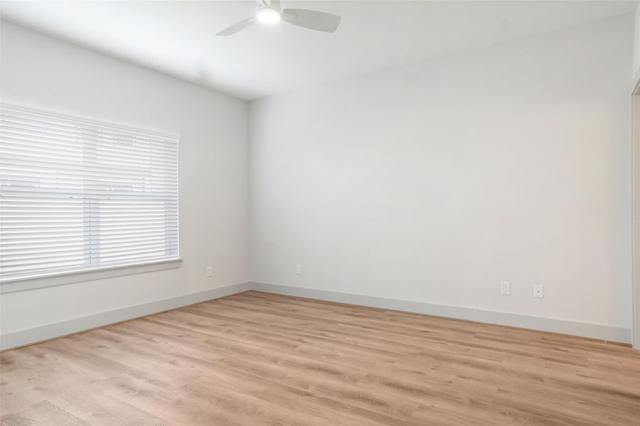 Image 17 of a home in Avenue Park.