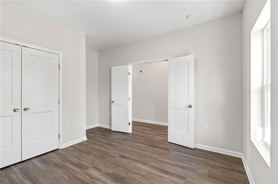 Spacious, unfurnished interior of a new home in , Temple (Image 14).