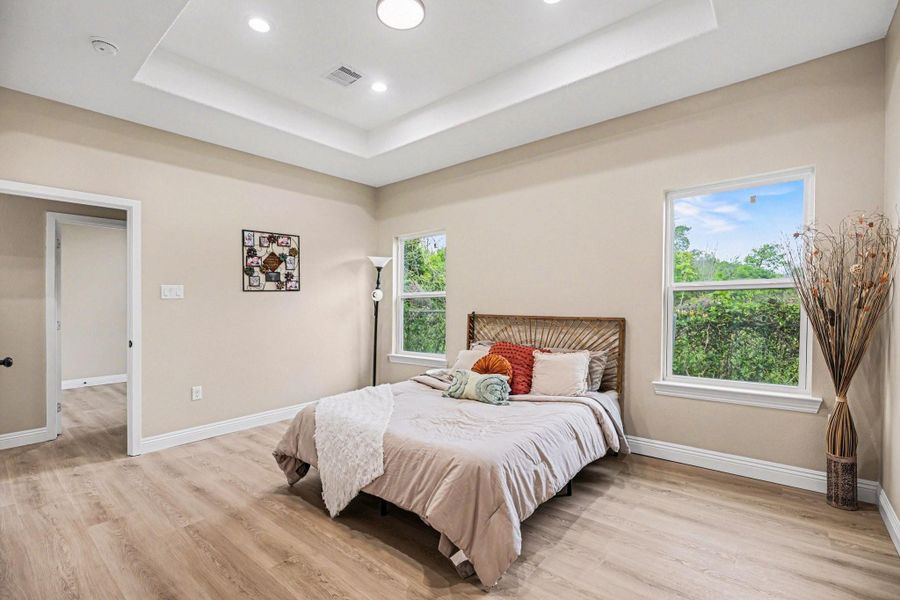 Furnished interior view inside a new home in , La Marque (Image 19).