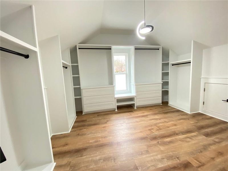 Spacious, unfurnished interior of a new home in , Lawrenceville (Image 41).