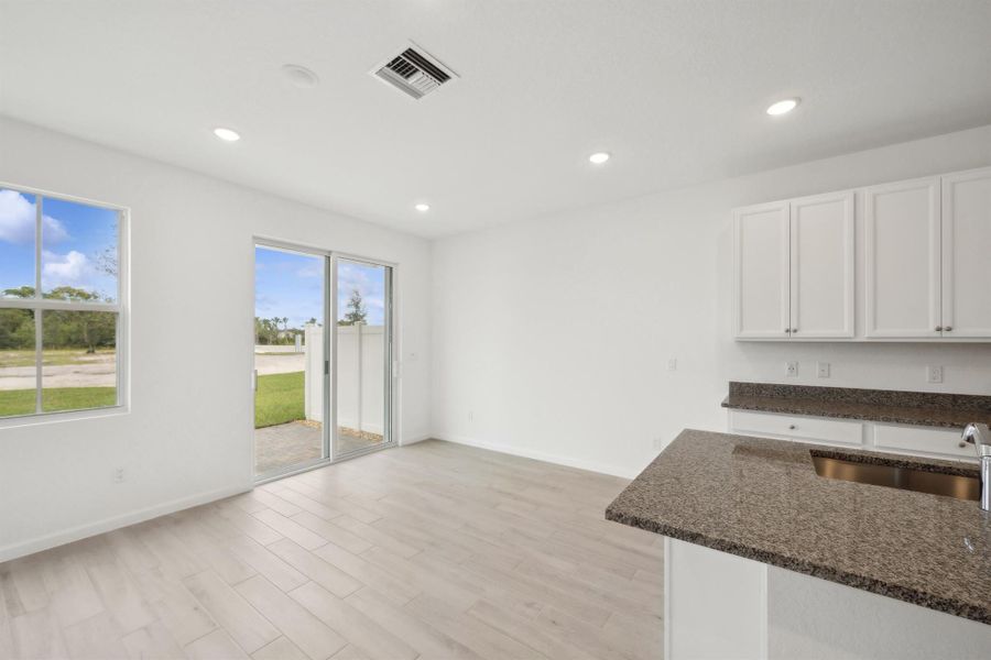 Spacious, unfurnished interior of a new home in , Stuart (Image 11).