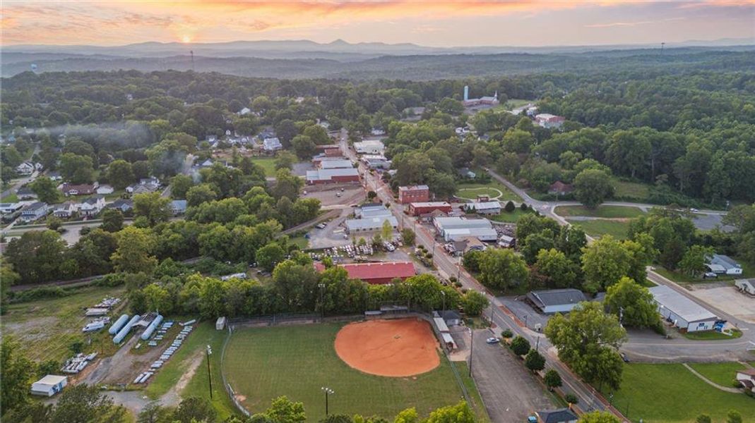 Image 70 of a home in .