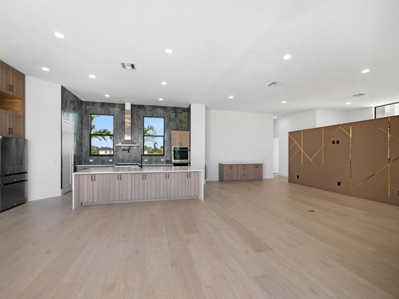 Image 75 of a home in .