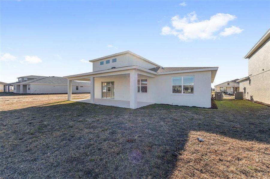 Exterior details and patio area of a home in Calesa Township, Ocala (Image 30).