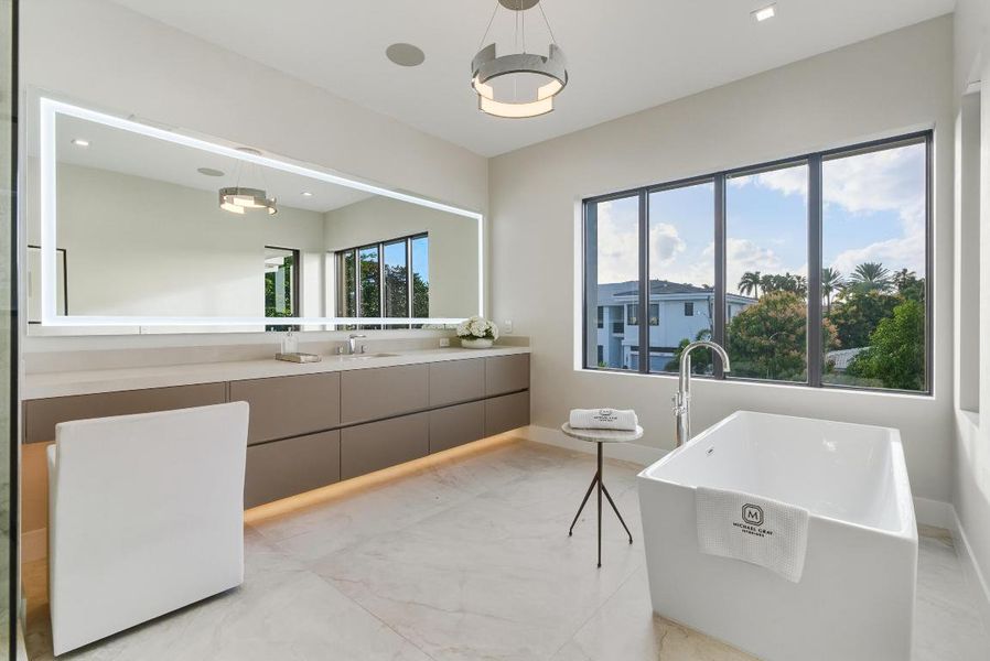 450 NE Spanish Ct Boca Raton FL-65